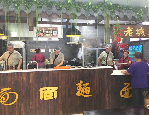 老城街小面.jpg 重慶面館加盟店費用