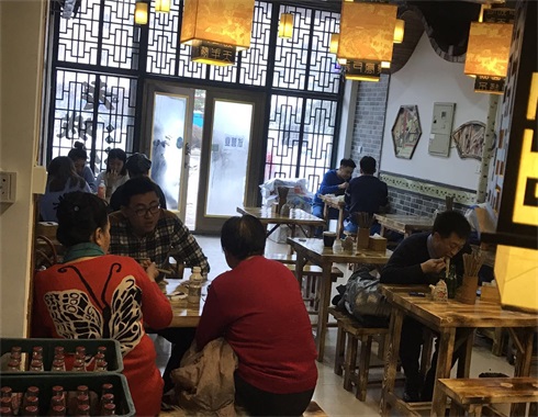 重慶小面加盟哪家好.jpg 重慶小面加盟哪家好